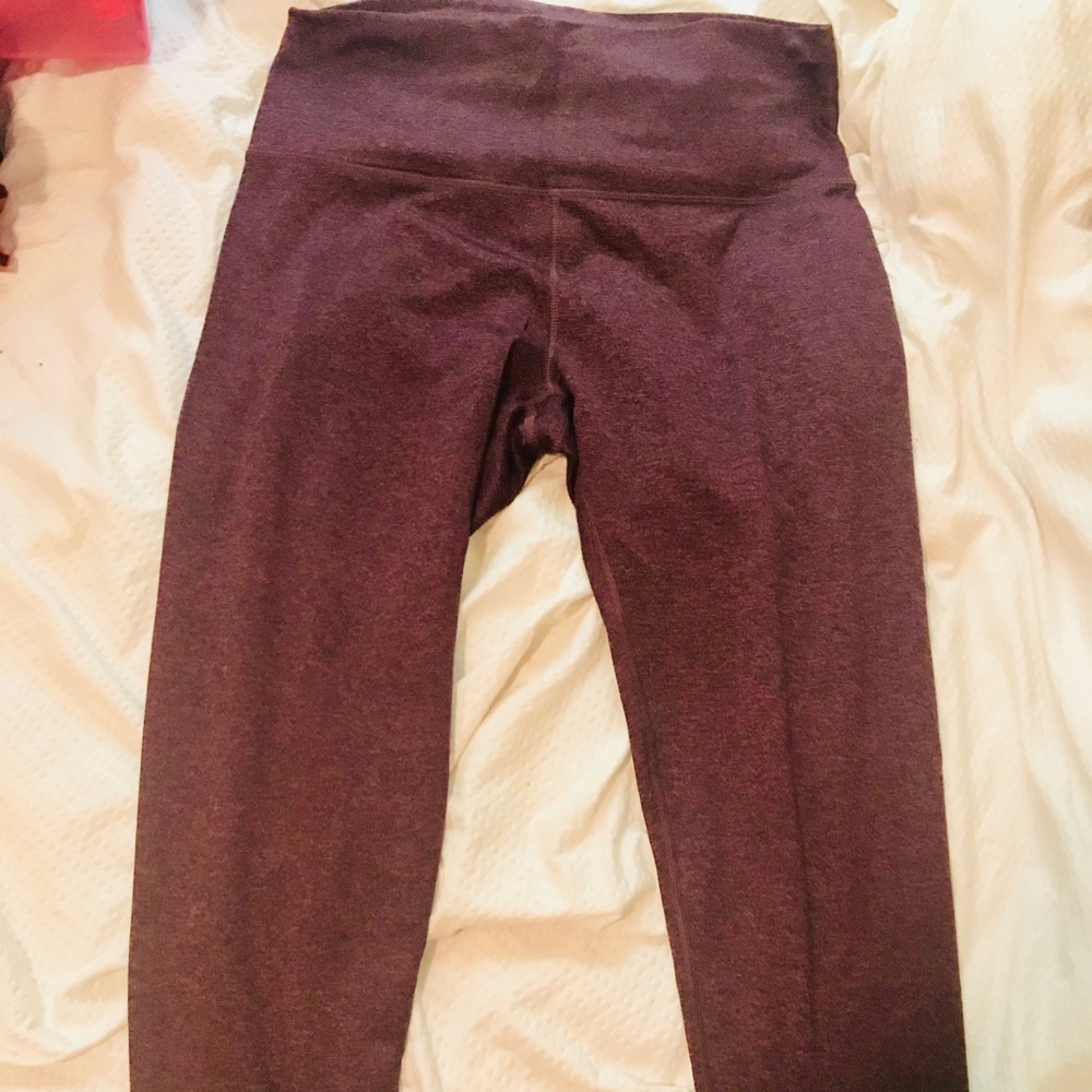*NEVER WORN* Aerie Yoga Leggings